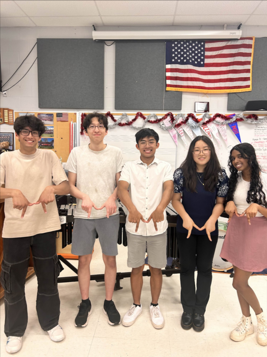 The officer board. From left to right: Saraansh Rawat, Navin Agarwal, Brandon Wu, Helen Zhou, Venba Chandrababu. 