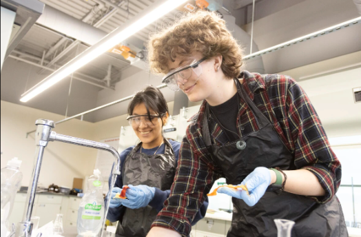 Dr. Melanie Lenahan leads a number of biology courses at Raritan Valley Community College.