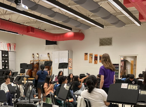 The Piu Vivace after-school orchestra club kicked off their year.