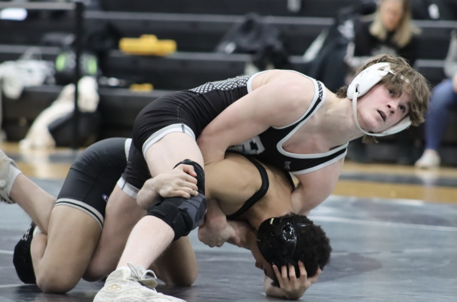 Bridgewater-Raritan High School wrestling bids for a repeat state sectional title